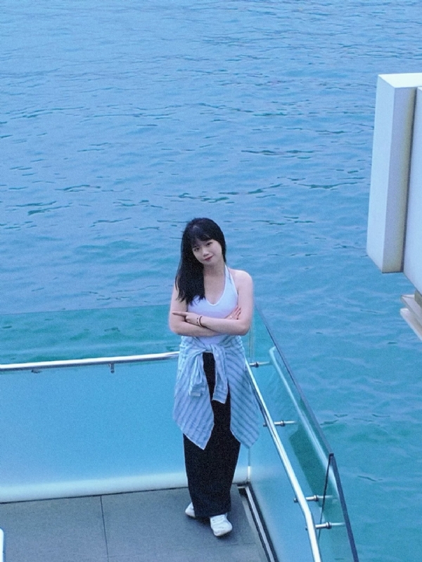 猫姐的第一张照片--惠州闪婚服务中心